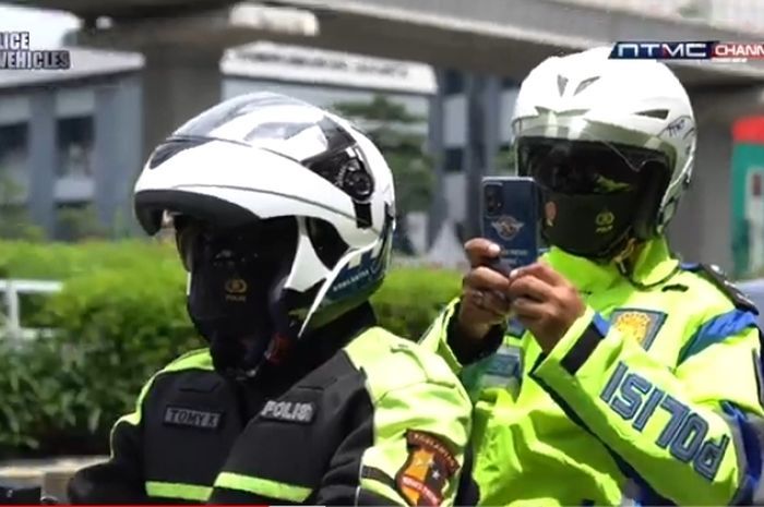 Sebayak 14 personel diterjunkan menjadi operator ETLE Mobile di Solo