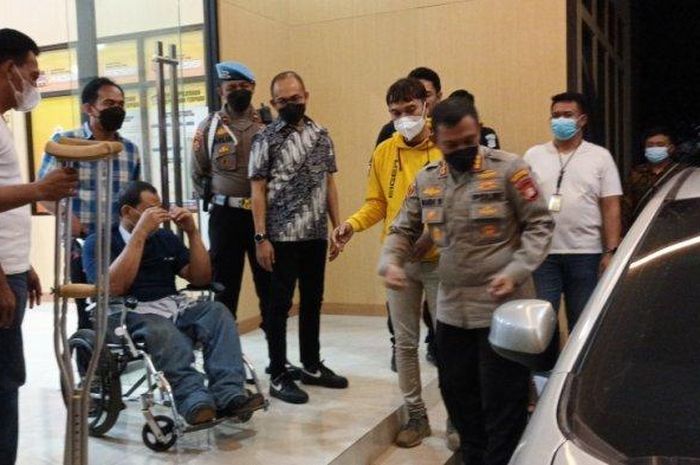 Seorang disabilitas, RA, pelaku maling dengan kekerasan sebuah Honda Civic FB2 dengan modus COD jadi pembeli