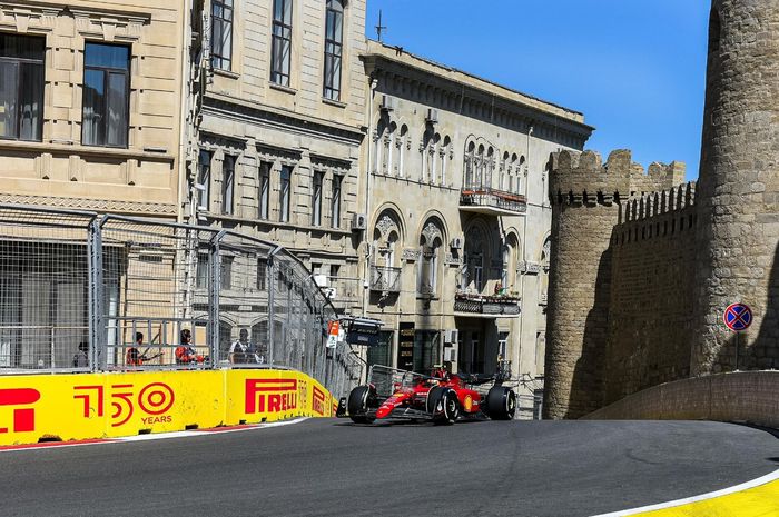 Charles leclerc memimpin FP2 F1 Azerbaijan 2022
