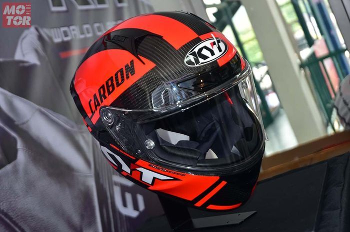 Visor helm saat ini mayoritas sudah dibekali fitur anti-scratch