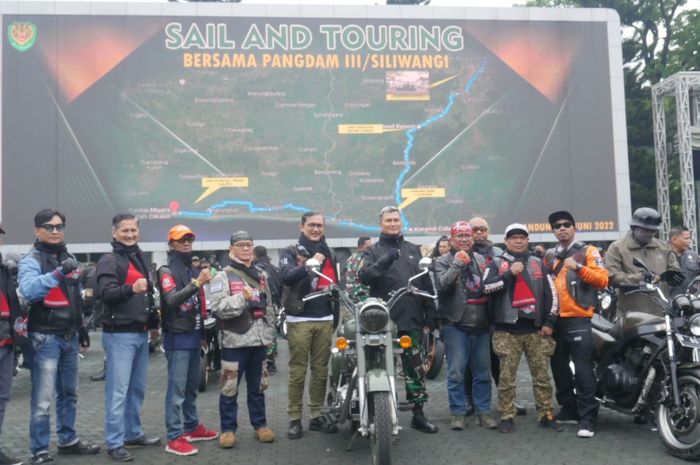 Bikers Brotherhood Motorcycle Club (BBMC) Indonesia saat menghadiri acara Sail and Touring Siliwangi