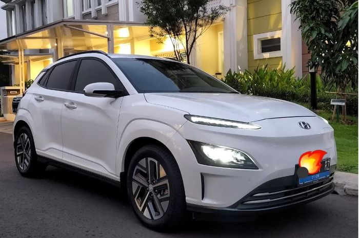 Hyundai KONA Electric tahun 2021 milik showroom mobil bekas, KJV Car Selection