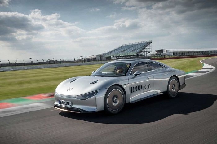 Mercedes-Benz Vision EQXX cetak rekor baru