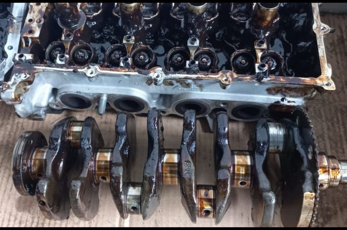 Penampakan mesin Suzuki Ertiga 