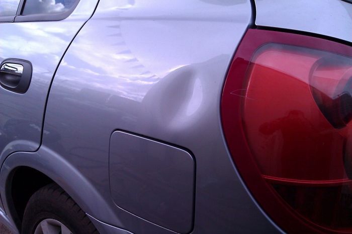 Mobil di Pamulang dirusak pakai ketapel hingga bodi penyok, motif pelaku sepele banget, (foto ilustrasi)