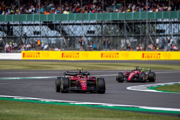 Carlos Sainz juara F1 Inggris 2022 karena menolak team order Ferrari