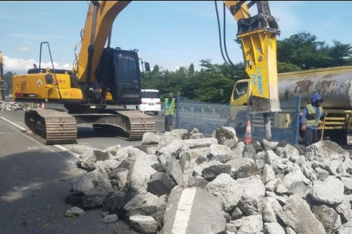 Perbaikan ruas jalan Tol Jagorawi 