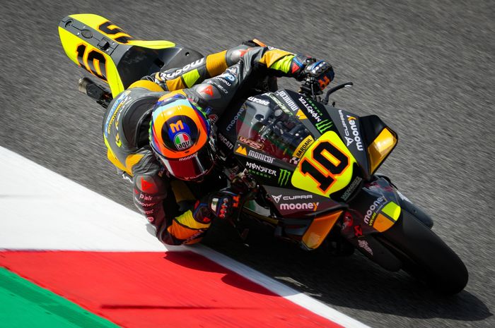 Luca Marini beberkan alasan Ducati adalah motor yang kompatibel bagi pembalap debutan. Juga peluangnya untk segera podium. 