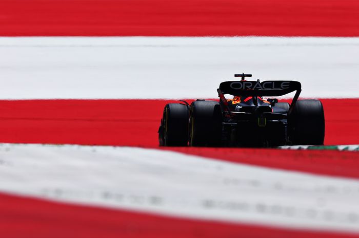Max Verstappen memimpin FP1 F1 Austria 2022