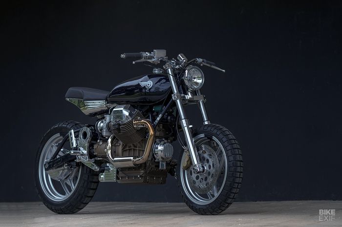 Moto Guzzi 1100 Sport street tracker