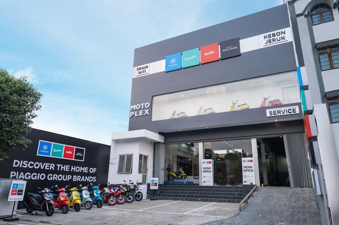 PT PIaggio Indonesia bersama dengan PT Sinar Inti Harapan resmi membuka dealer premium Motoplex 4 brand di Jakarta Barat