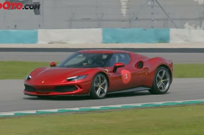 Geber Ferrari 296 GTB di Sepang Malaysia