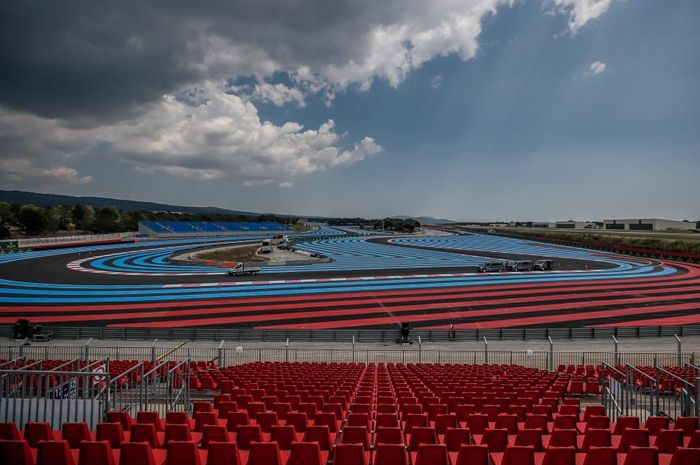 Apa arti garis-garis berwarna merah dan biru di Sirkuit Paul Ricard F1 Prancis 2022?