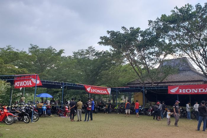 Meriahnya Jambore Nasional Federasi Supra Indonesia (FSI) ke 14 yang diikuti ratusan bikers dari berbagai pulau