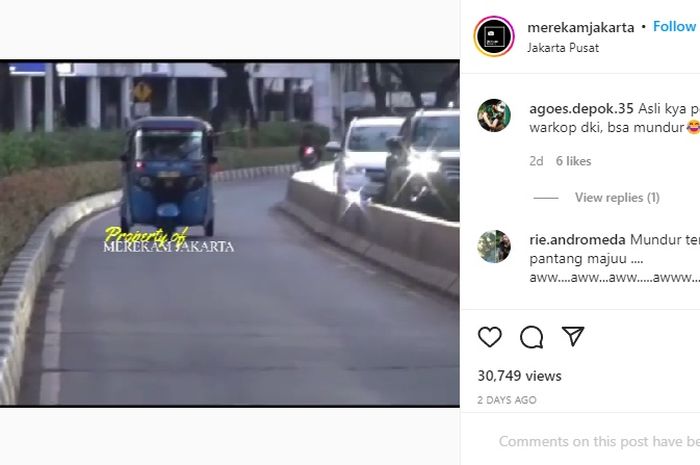 Tankapan layar video bajaj nekat lewat jalur TransJakarta jadi viral di media sosial.