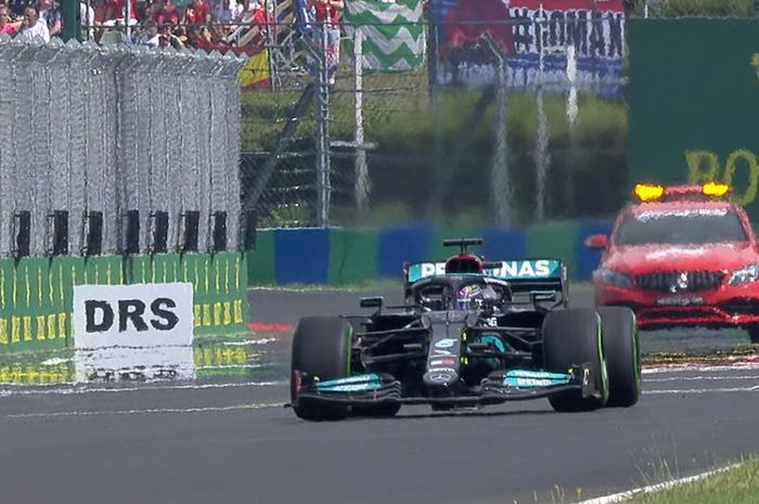 Juara F1 7 kali Lewis Hamilton start sendirian di grid pada balapan F1 Hongaria 2021