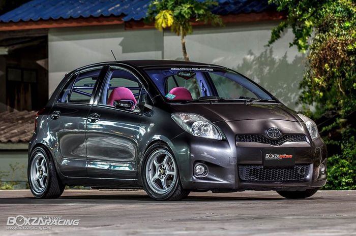 Modifikasi Toyota Yaris bakpao asal Thailand dengan konsep sporty minimalis