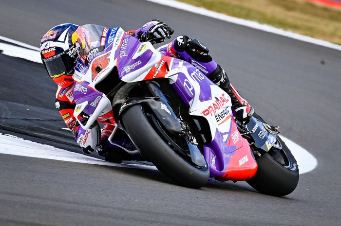 Johann Zarco memimpin sesi FP4 MotoGP Inggris 2022