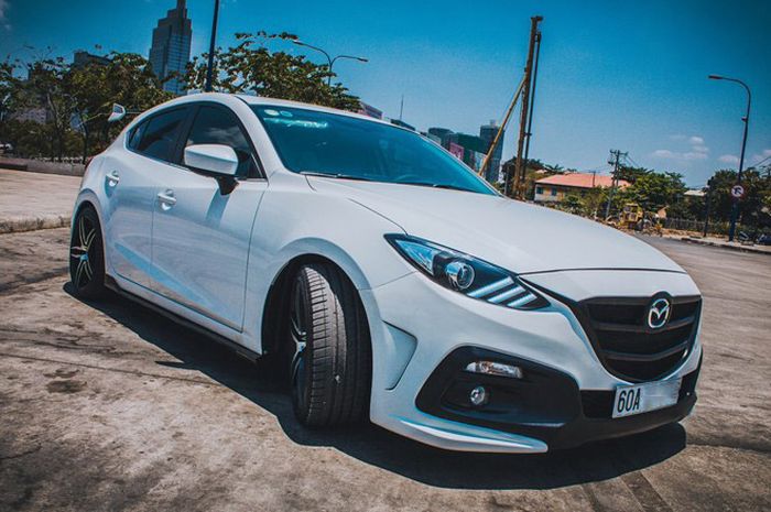 Modifikasi Mazda3 asal Vietnam tampil maskulin dengan aura Ford Mustang