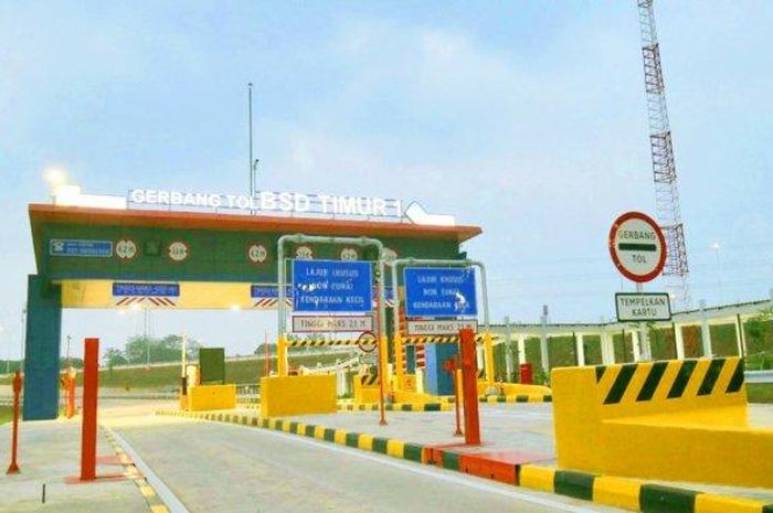 Gerbang tol BSD Timur 1 bagian dari ruas tol Serpong-Balaraja