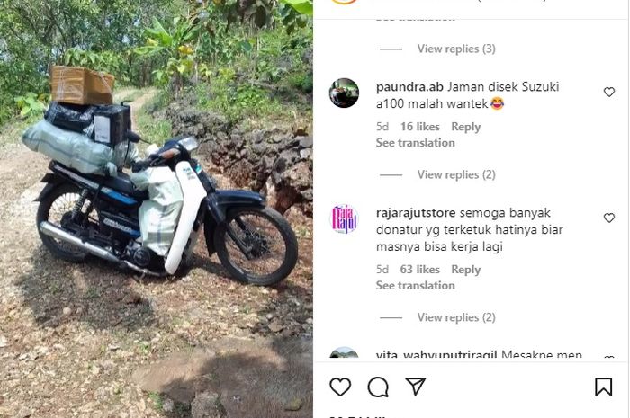 Honda Astrea milik kurir paket berakhir meleyot gara-gara kebanyakan bawa paket.
