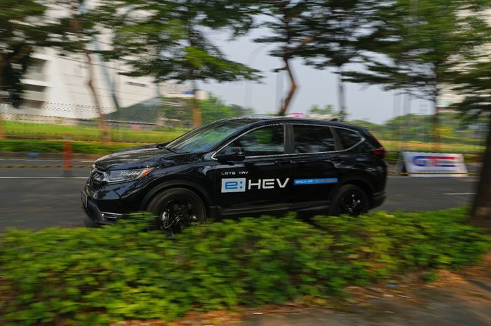 Honda CR-V e:HEV dengan Teknologi Hybrid