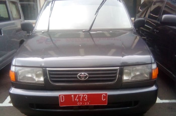 Kondisi Toyota Kijang LGX 1998 eks pemerintah yang dilelang, STNK dan BPKB lengkap.