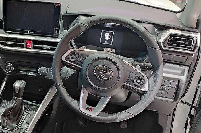 Merawat setir mobil wajib dilakukan, agar nyaman saat berkendara