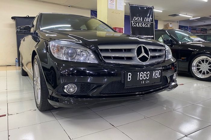 Mercedes-Benz W204 Facelift