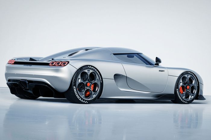 Mobil baru Koenigsegg CC850 memiliki transmisi otomatis unik.