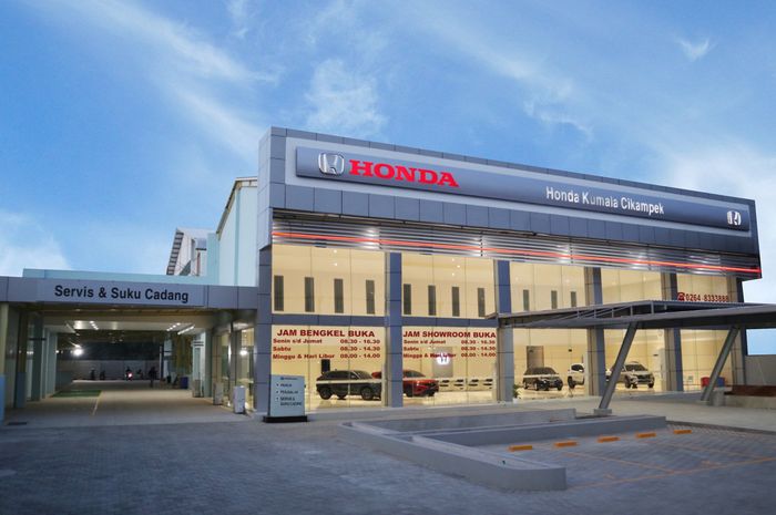 Dealer Honda Kumala Cikampek memiliki fasilitas layanan 3S yang telah terpadu dan juga sesuai dengan standar Honda.