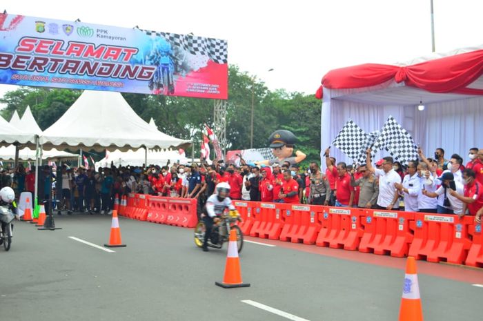 Kapolda Metro Jaya buka Street Race Kemayoran, bilang ini sejarah besar drag race legal 500 meter di Jakarta.