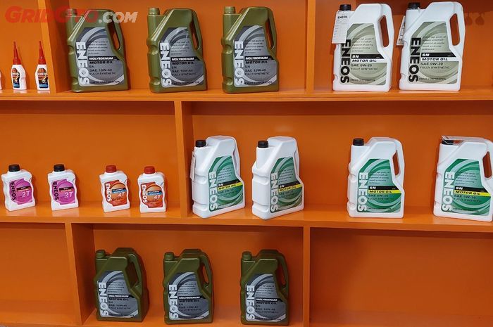 Oli Eneos memberikan promo dan hadiah menarik untuk para pengunjung Otobursa Tumplek Blek 2022.