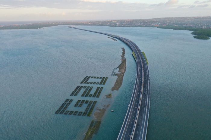 Jalan tol Bali