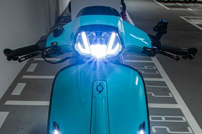 Modifikasi keren Vespa Sprint 