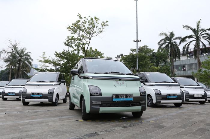 Harga mobil baru Wuling Air ev mulai Rp 230 jutaan di Jakarta