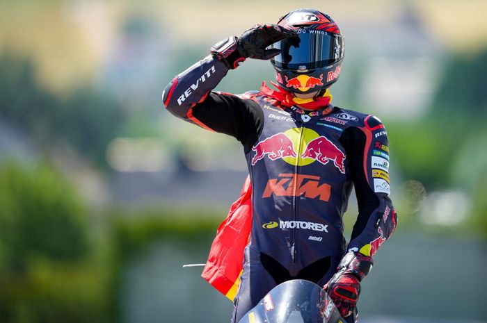 Augusto Fernandez mampu meraih pole position di hasil kualifikasi Moto2 Aragon 2022 (17/9)