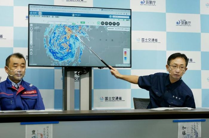 Pihak meterologi dan klimatologi Jepang memprediksi akan adanya badai angin atau taifun untuk balapan MotoGP Jepang 2022 pekan ini. 