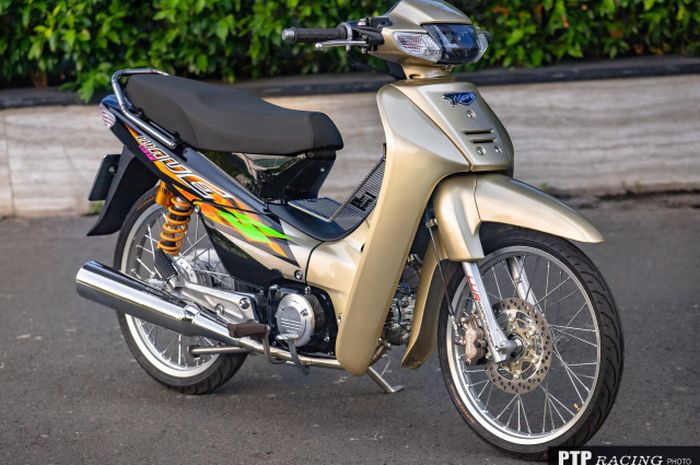 Modifikasi Honda Wave S 100 alias Supra X 'Bapak' yang keren