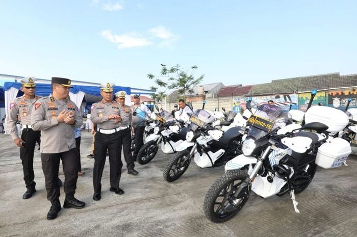 Motor listrik Zero DSR untuk pengamanan KTT G20 Bali