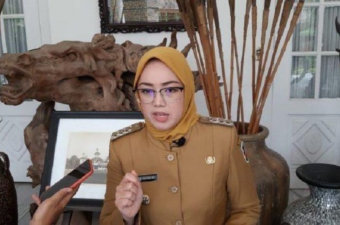 Bupati Purwakarta Anne Ratna Mustika, yang juga mantan istri Dedi Mulyadi.