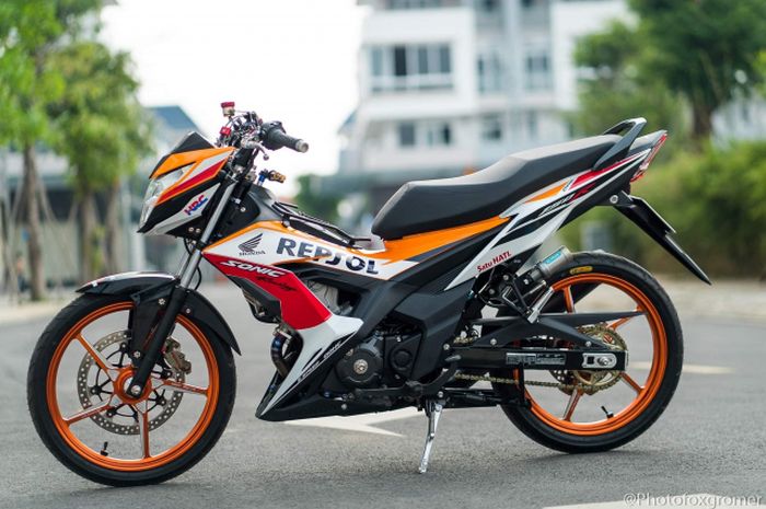Modifikasi keren Honda Sonic 150R