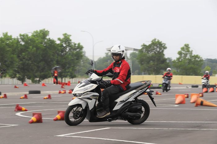 Berkat Ubahan Ini, New Honda Vario 125 Lebih Stabil Saat Bermanuver