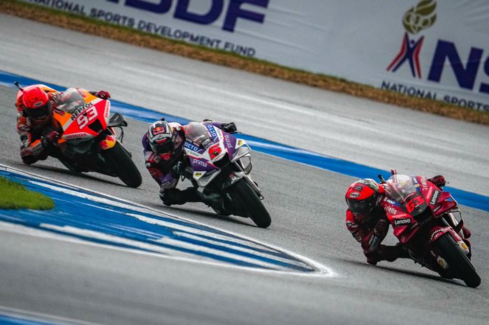 Johann Zarco dianggap membantu Pecco Bagnaia meraih podium di MotoGP Thailand 2022