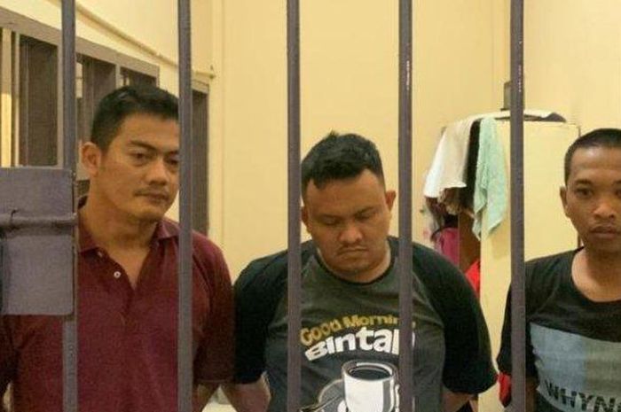 Wajah tiga oknum Polisi Polrestabes Medan yang nyambi jadi rampok motor dengan modus ajak COD calon korban