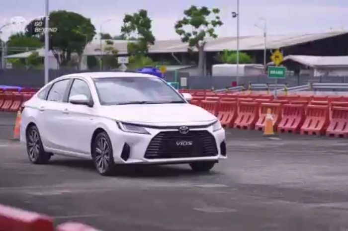 Toyota Vios terbaru resmi diluncurkan di Indonesia, segini harganya.