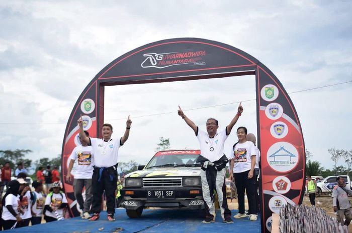 Pasangan Andy Surya Santosa dan Nugraha Hadinata andalkan Daihatsu Charmant ikut kejurnas reli di Muara Bungo, Jambi (21-13/10/2022)