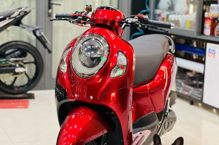 Modifikasi proper Honda Scoopy