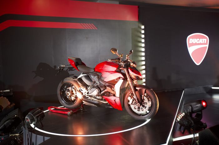 Motor baru Ducati Streetfighter V2 hadir di Indonesia, harga Rp 600 jutaan