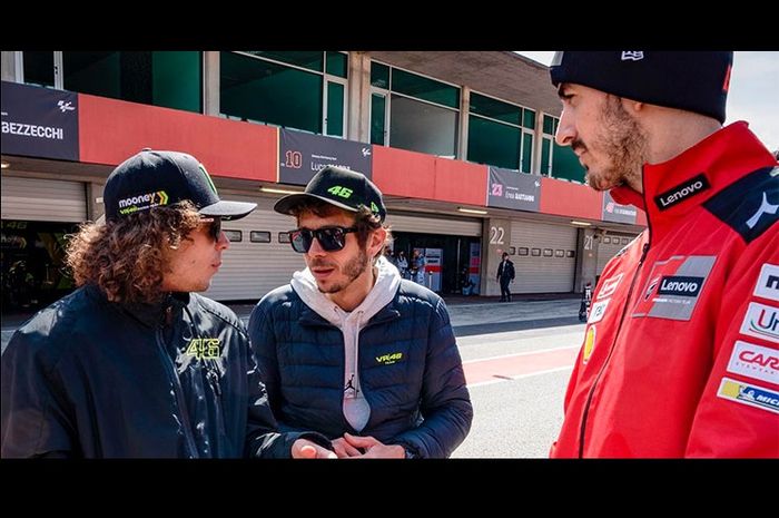 Kata-kata Valentino Rossi jelang pertarungan Pecco Bagnaia dan Fabio Quartararo di MotoGP Valencia 2022
